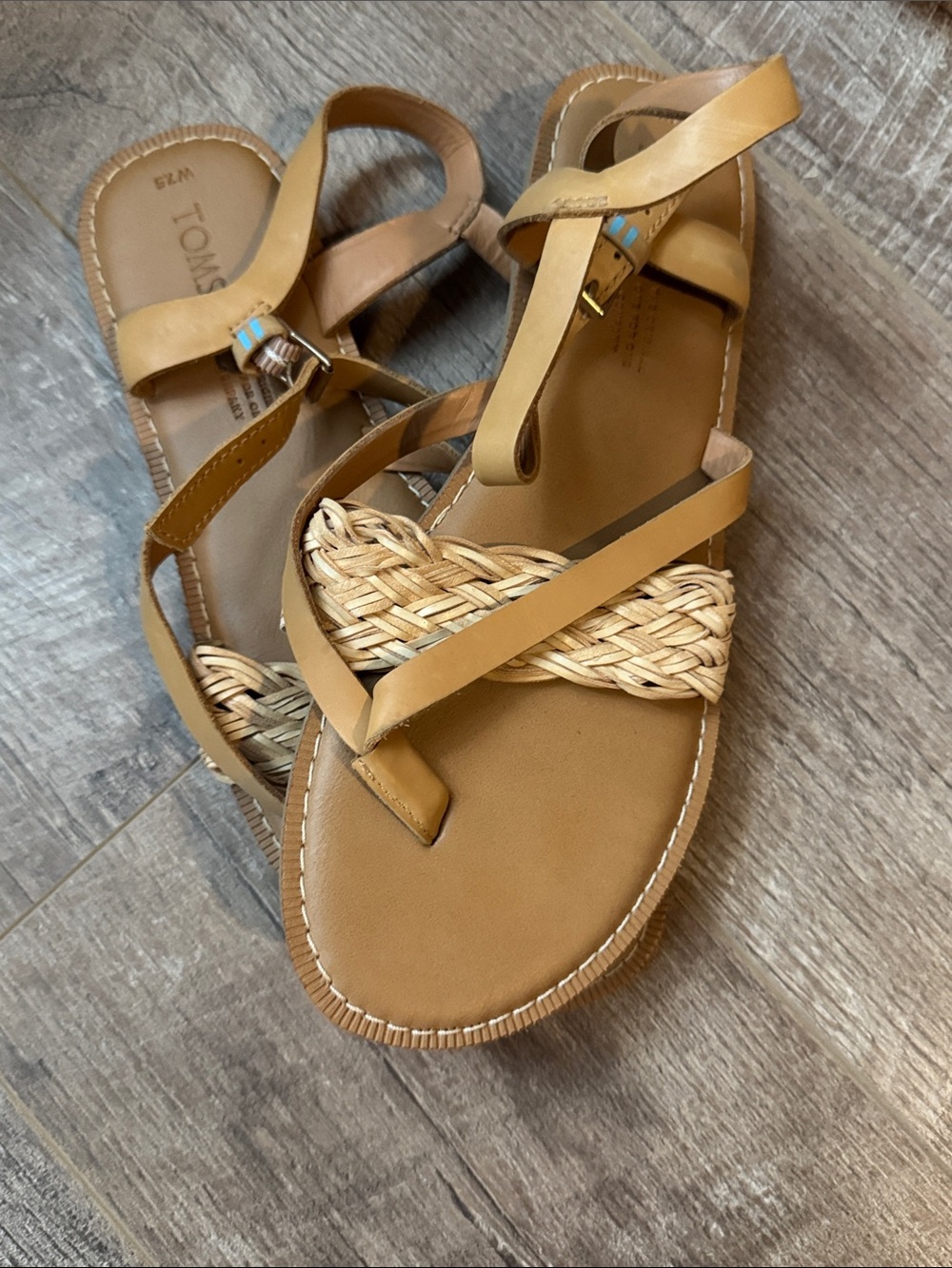 TOMS Women's Tan Woven Strap Leather Sandals